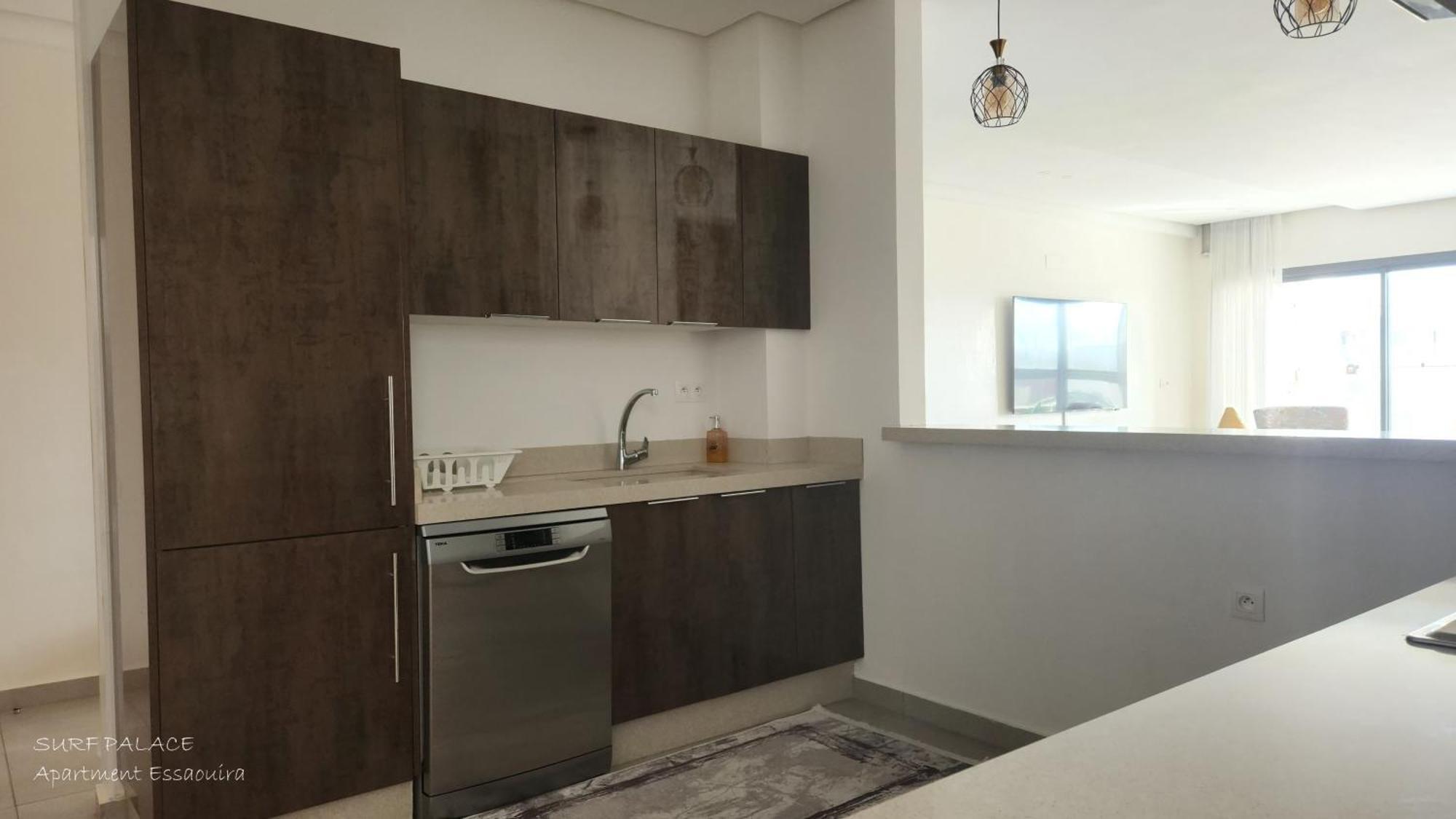 Surf Palace Beachfront Apartment Szavíra Kültér fotó